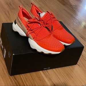 Sorel kinetic impact signal red size 9